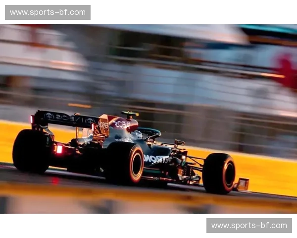 速度与荣耀：最新赛车新闻深度解读